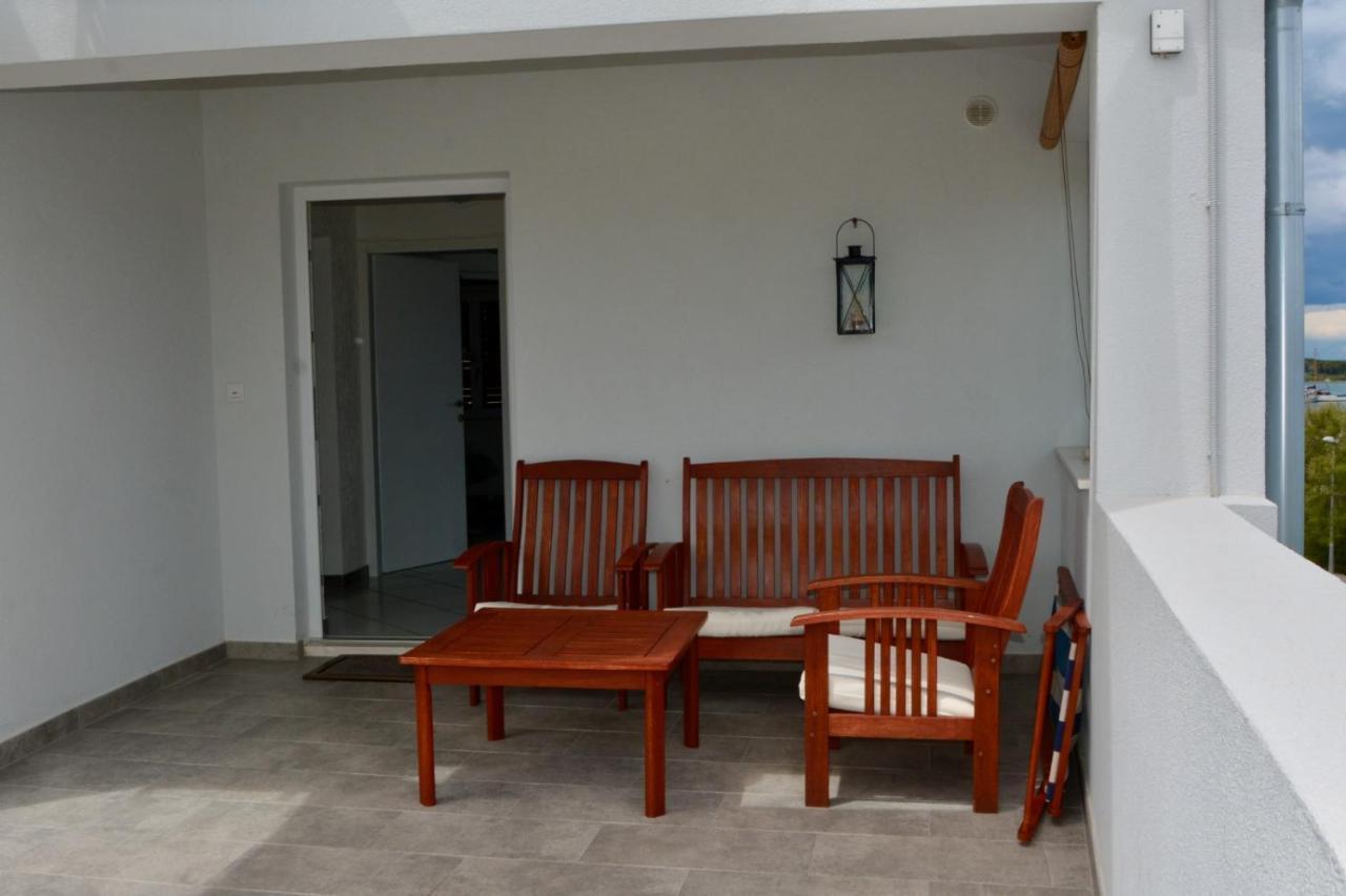 Apartman Klara 穆泰尔岛 外观 照片